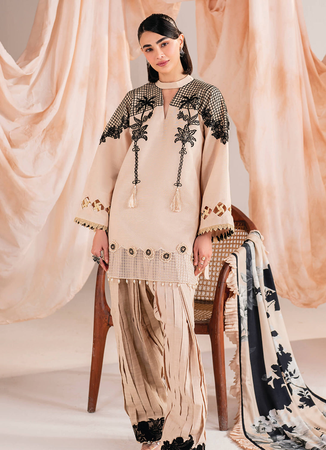 Asifa & Nabeel Winter Meraki’24 Cascade-MW-13